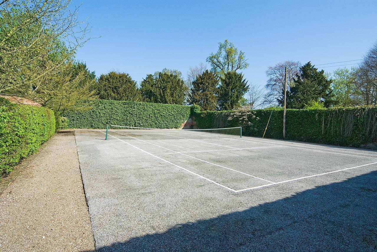 Saltmarshe Hall Luaran gambar