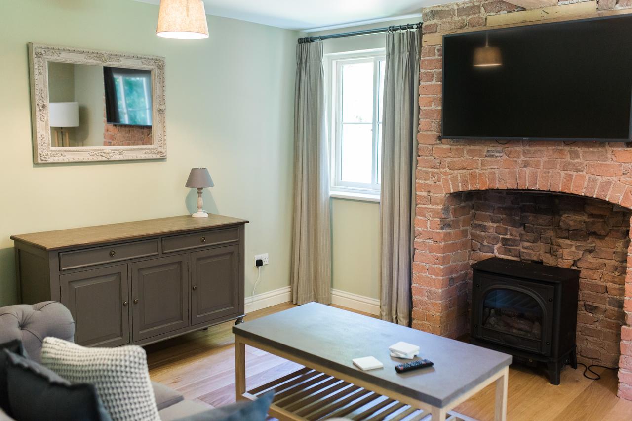 Saltmarshe Hall Luaran gambar
