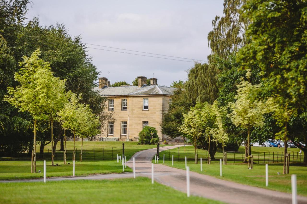 Saltmarshe Hall Luaran gambar